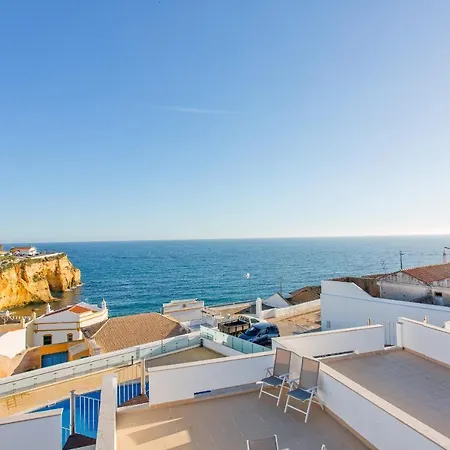 Holiday home Cliff-top Holiday Escape , Carvoeiro, Algarve