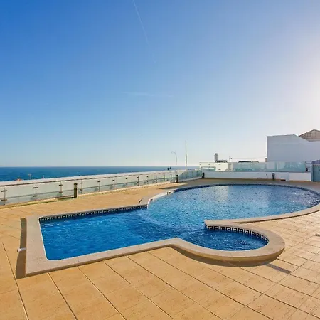 Cliff-top Holiday Escape , Carvoeiro, Algarve Holiday home
